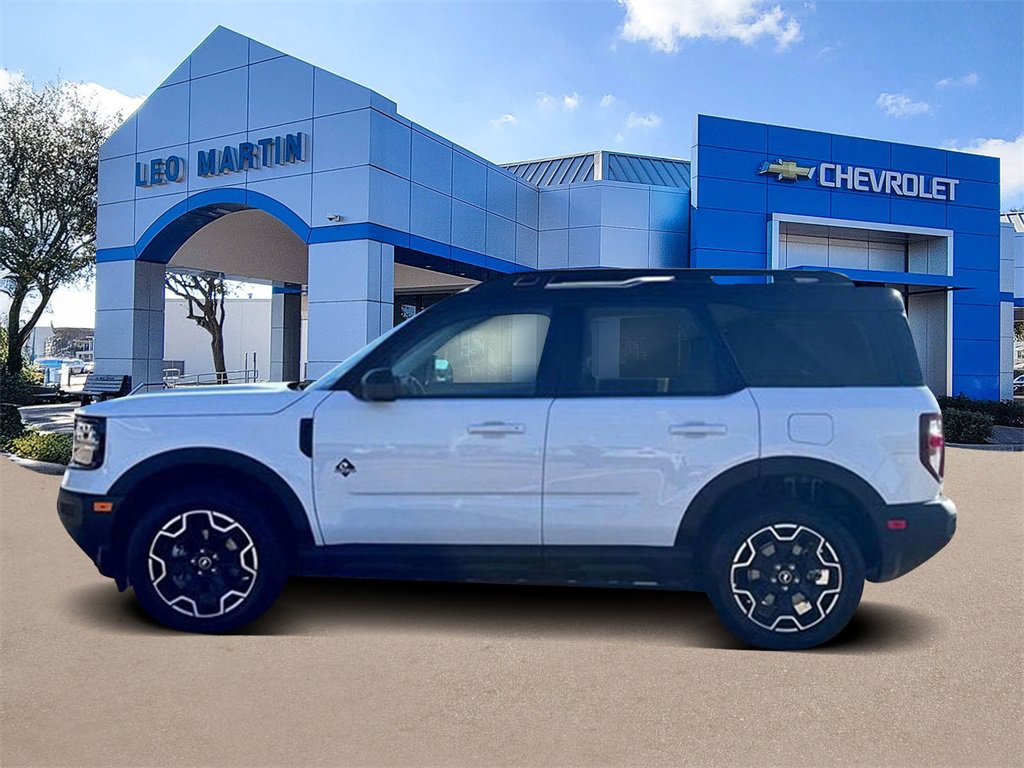 Used 2025 Ford Bronco Sport Outer Banks image 8