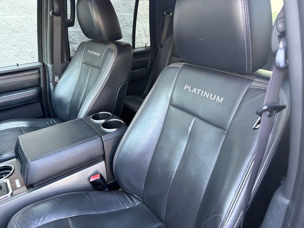 Used 2016 Ford Expedition Platinum AWD/4WD image 9