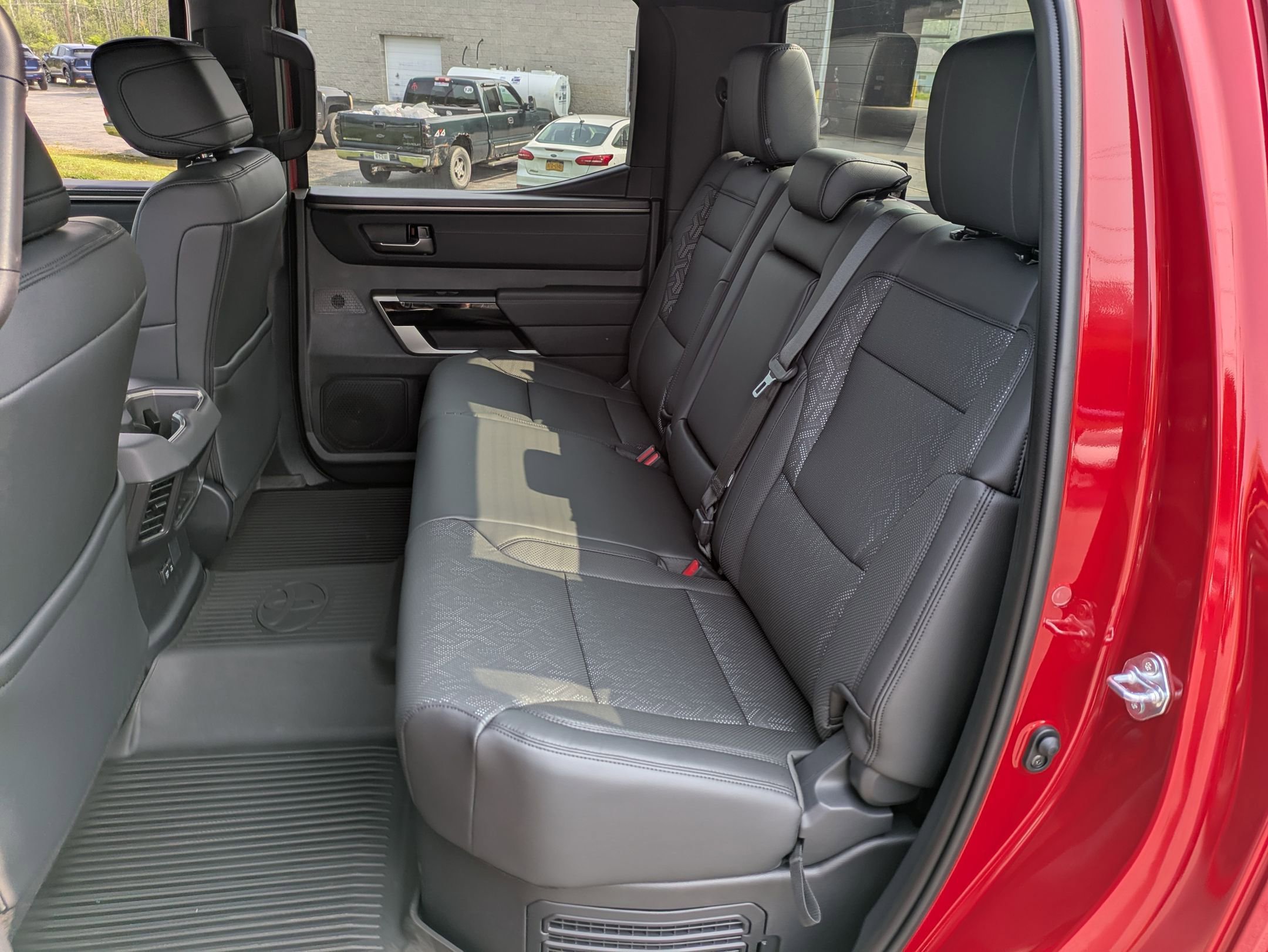 New 2025 Toyota Tundra Limited image 21