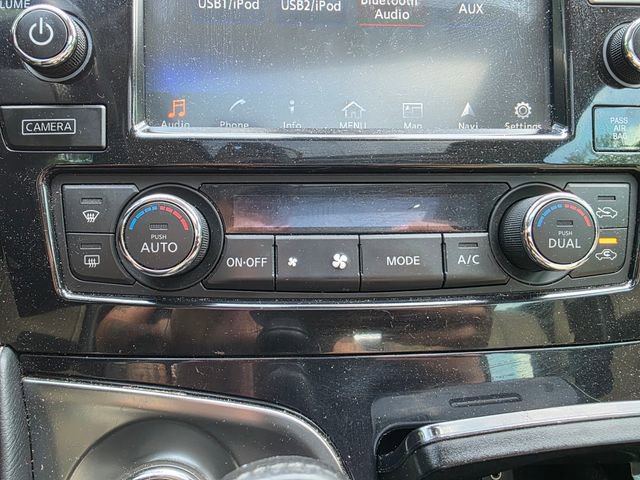 Used 2016 Nissan Maxima Platinum FWD image 24