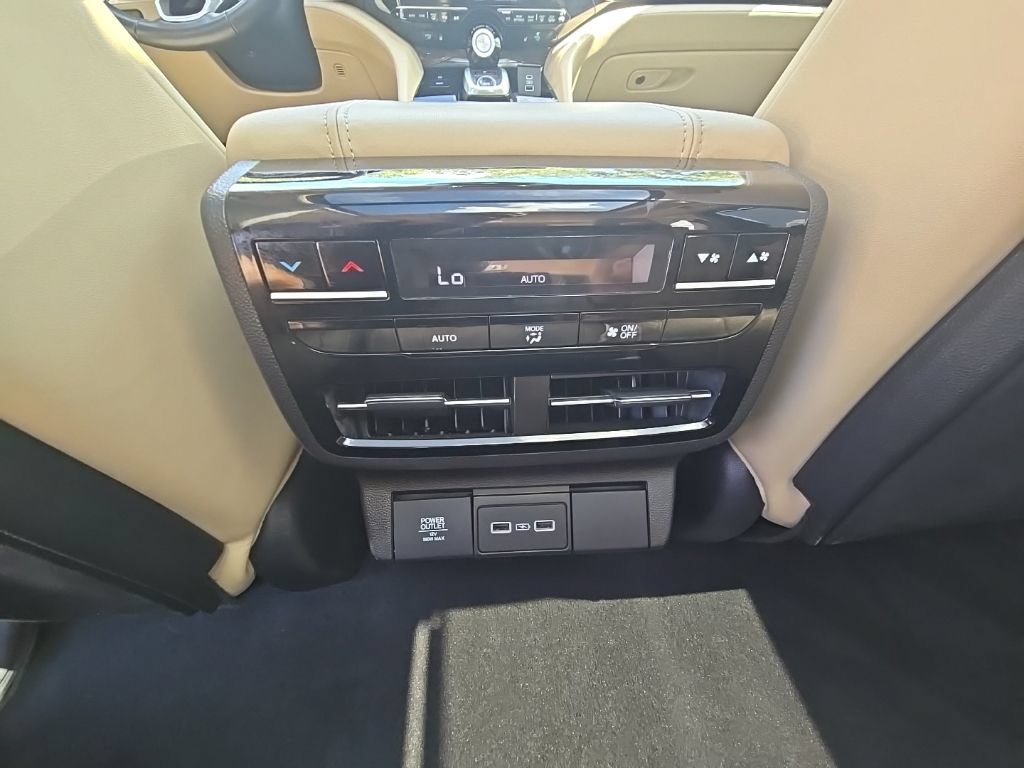 Used 2024 Acura MDX w/ Technology Package FWD image 35