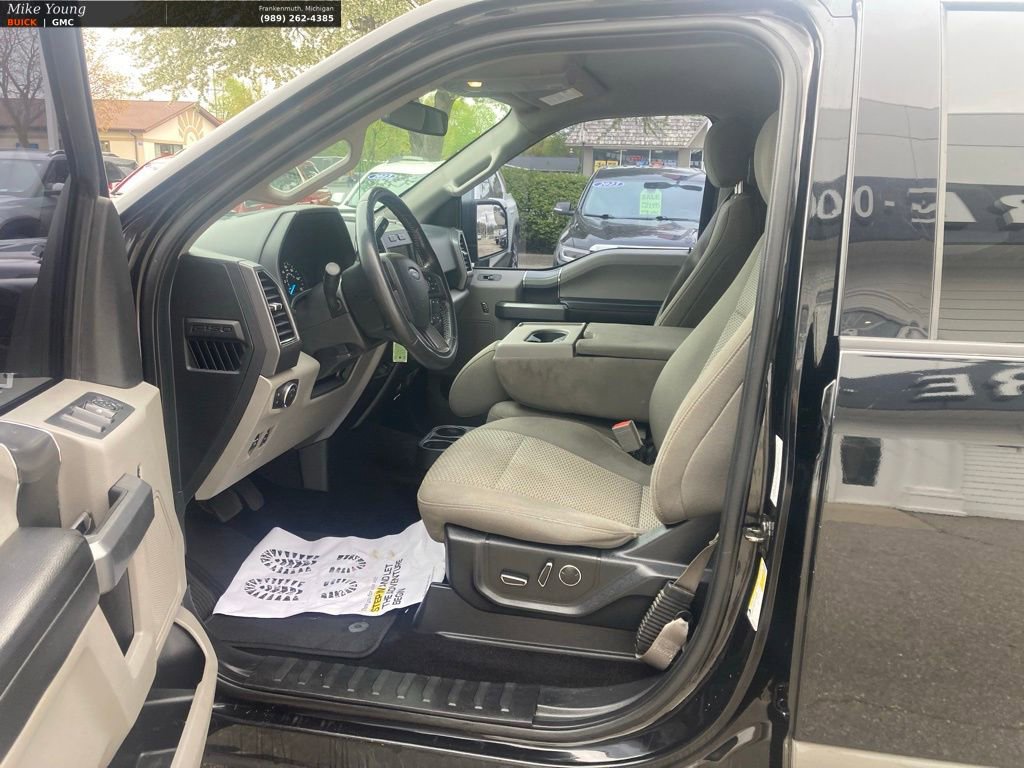 Used 2018 Ford F150 XLT w/ Equipment Group 302A Luxury AWD/4WD image 17