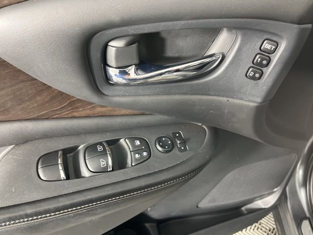 Used 2019 Nissan Murano Platinum w/ Cargo Package image 35