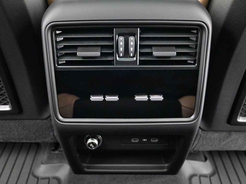 New 2026 Porsche Cayenne image 8