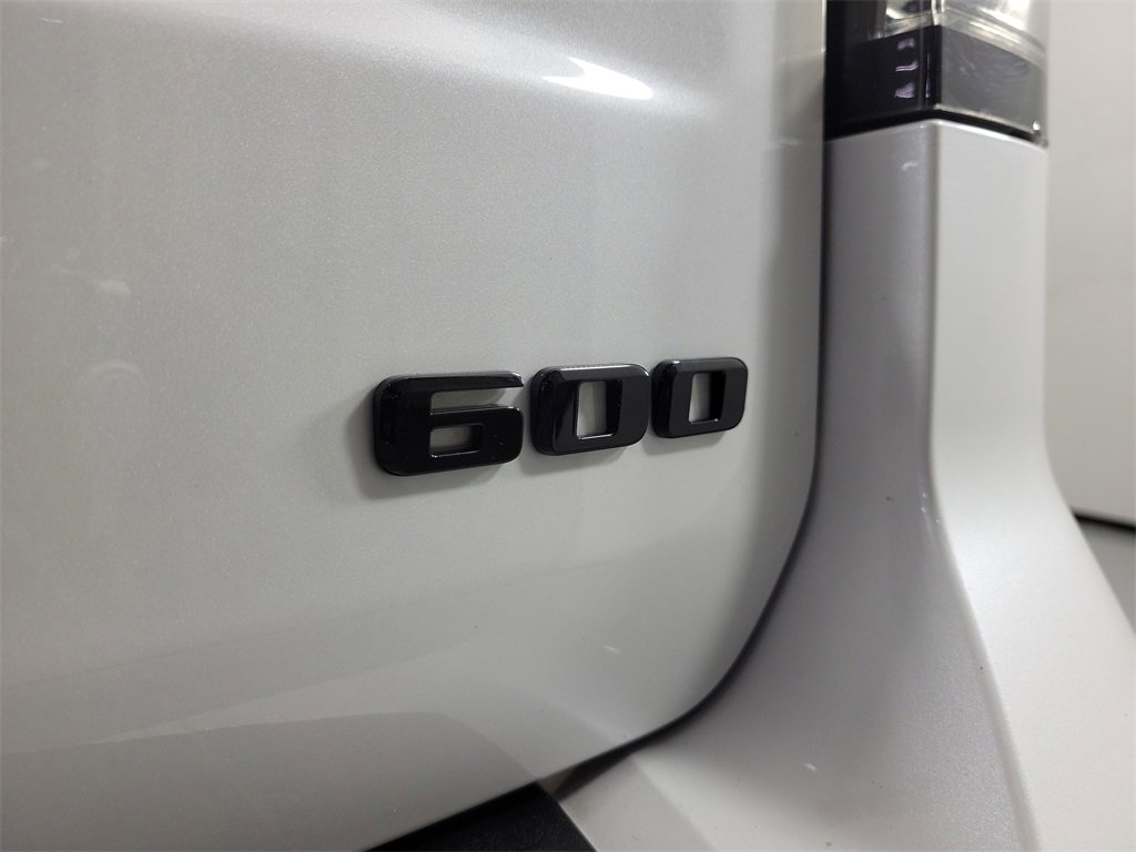 Certified 2023 Cadillac Escalade ESV Sport w/ LPO, ONYX Package image 5