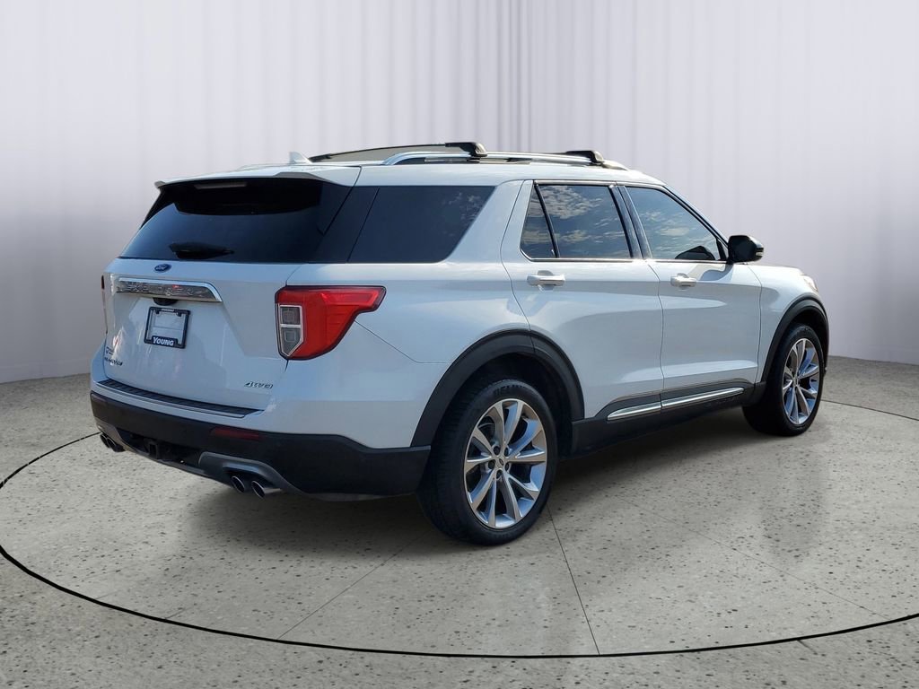 Used 2021 Ford Explorer Platinum AWD/4WD image 3