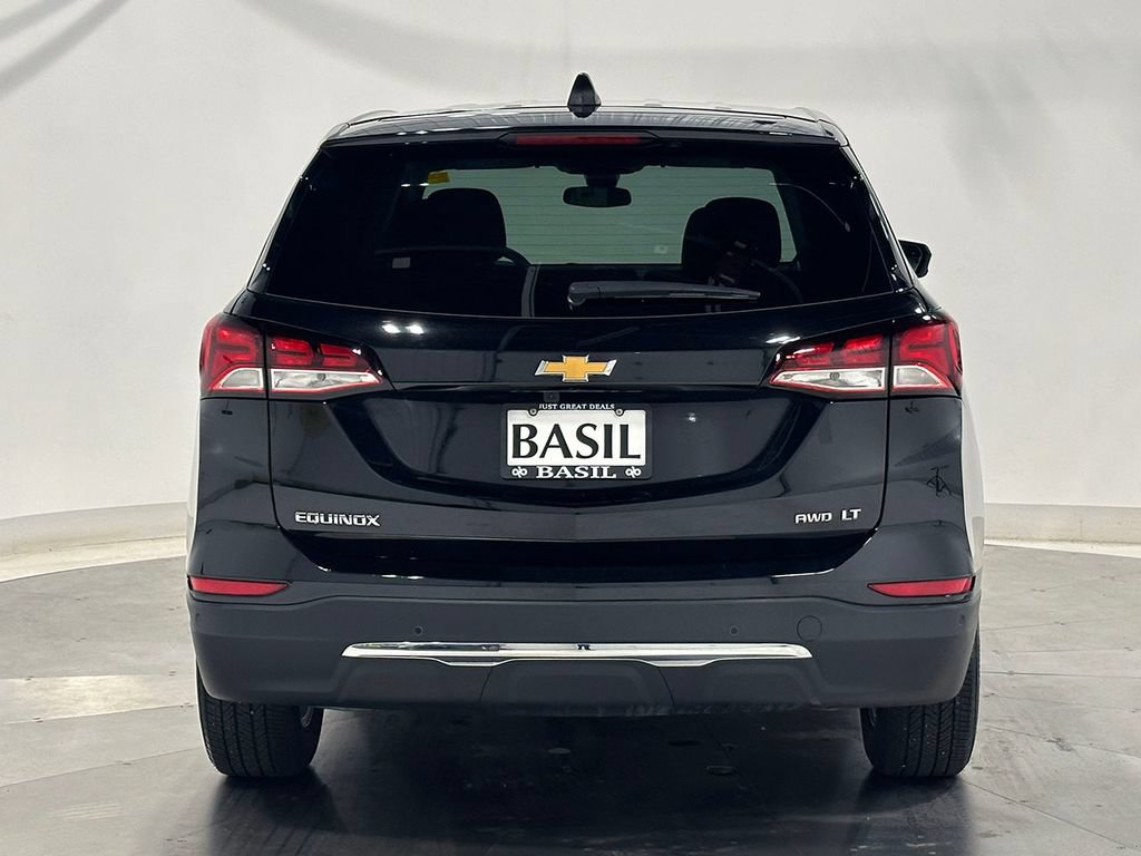Used 2023 Chevrolet Equinox LT AWD/4WD image 12