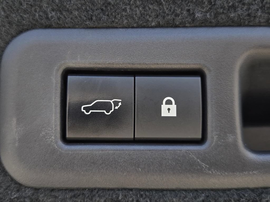 Used 2020 Lexus RX 450h F Sport w/ Accessory Package AWD/4WD image 11