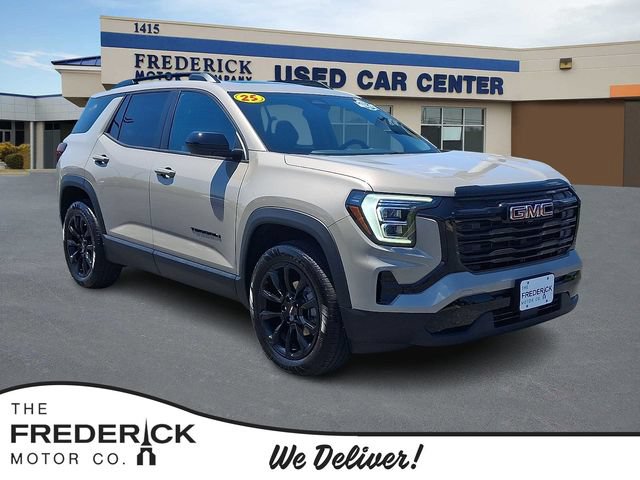 Used 2025 GMC Terrain Elevation