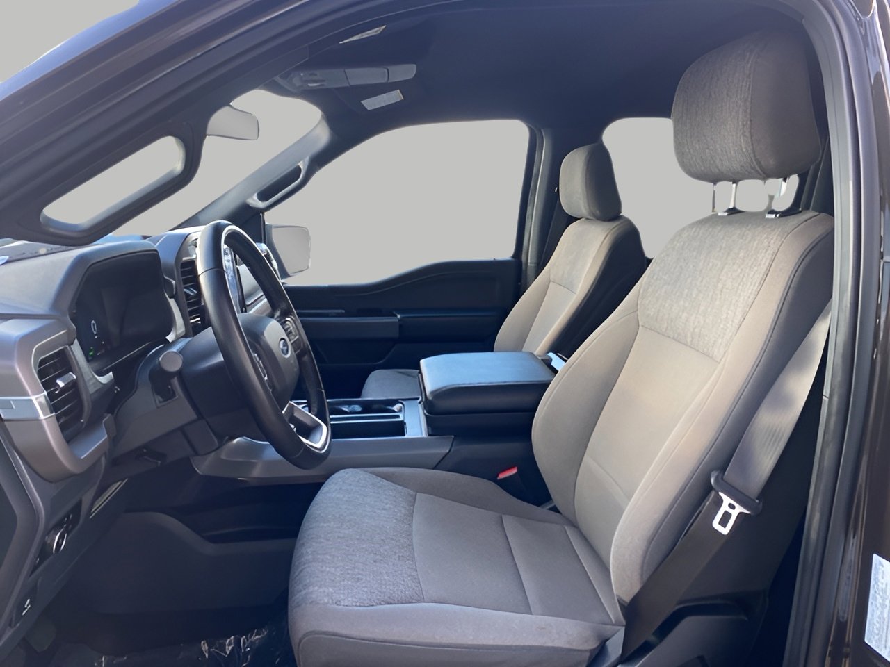 Used 2024 Ford F150 XLT w/ Mobile Office Package image 36