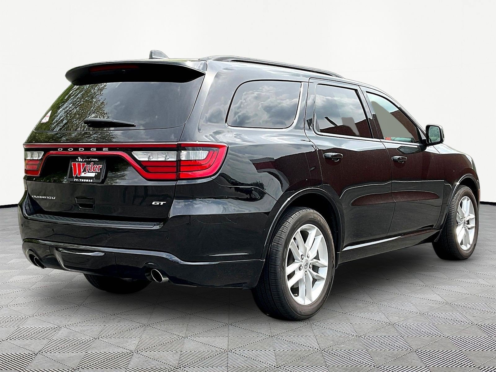 Certified 2023 Dodge Durango GT RWD image 6
