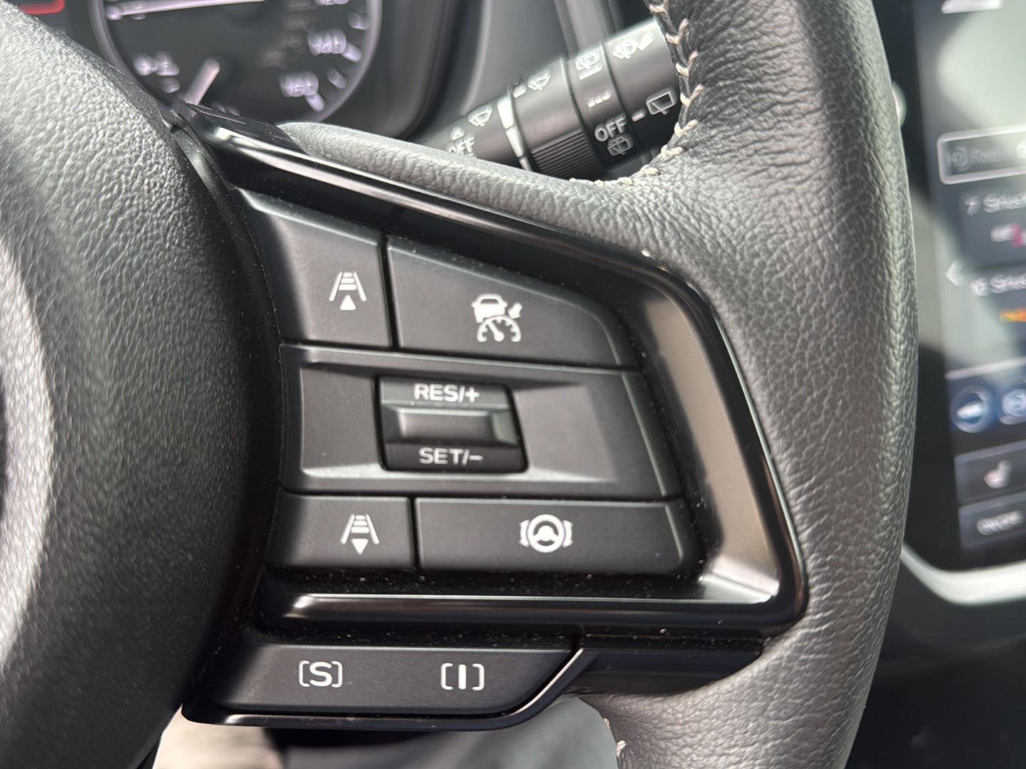 Used 2025 Subaru Forester Premium AWD/4WD image 10