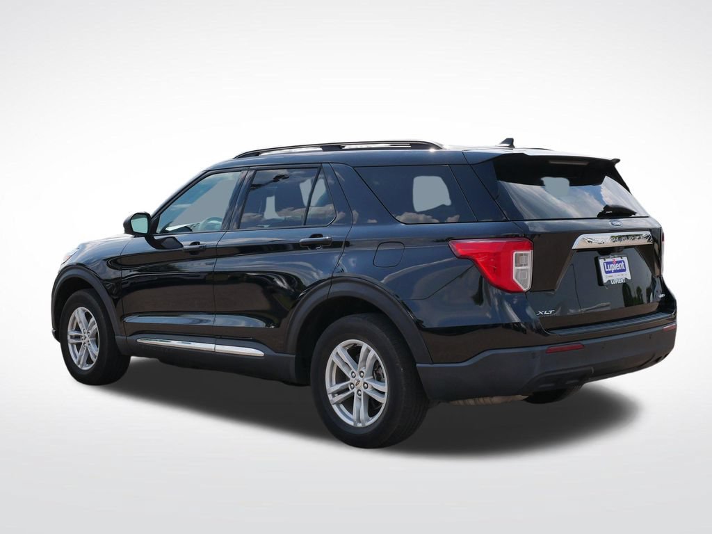 Certified 2022 Ford Explorer XLT AWD/4WD image 4