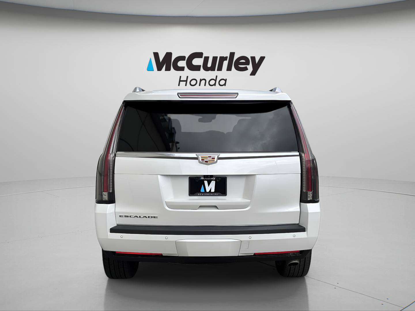 Used 2020 Cadillac Escalade Luxury AWD/4WD image 4
