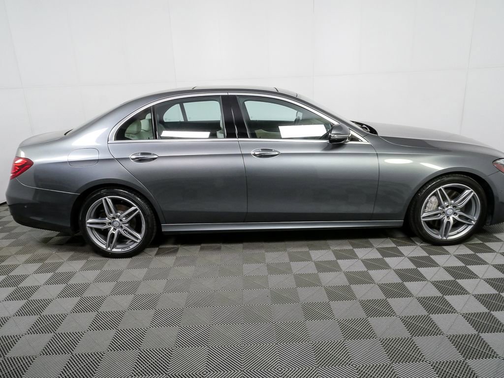 Used 2017 Mercedes-Benz E 300 image 2