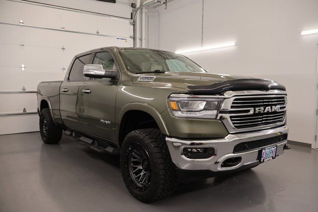 Used 2021 RAM 1500 Laramie AWD/4WD image 1