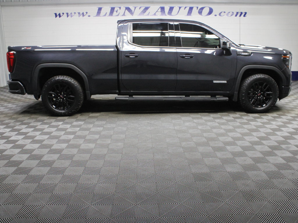 Used 2025 GMC Sierra 1500 Elevation w/ Elevation Premium Package AWD/4WD image 2