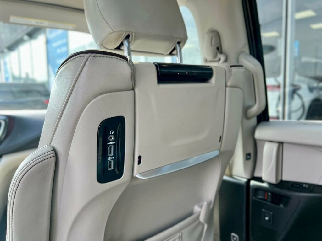 Used 2018 Chrysler Pacifica Limited w/ Advanced Safetytec Group image 27