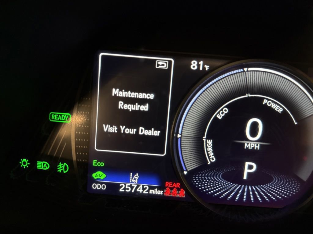 Used 2023 Lexus UX 250h F Sport w/ Accessory Package (Z2) AWD/4WD image 16