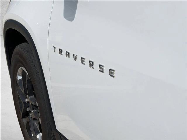Used 2021 Chevrolet Traverse LS AWD/4WD image 13