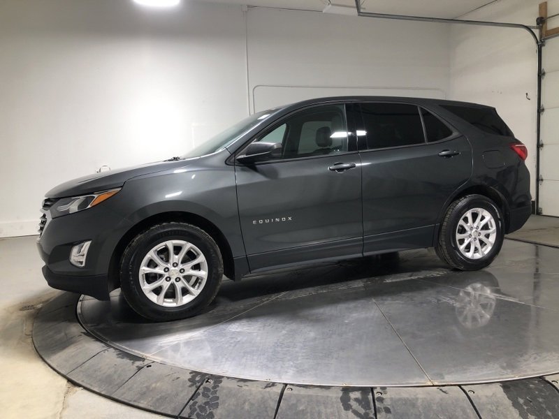 Used 2019 Chevrolet Equinox LS w/ LS Convenience Package image 4