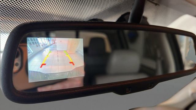 Used 2010 Ford F150 Lariat image 13