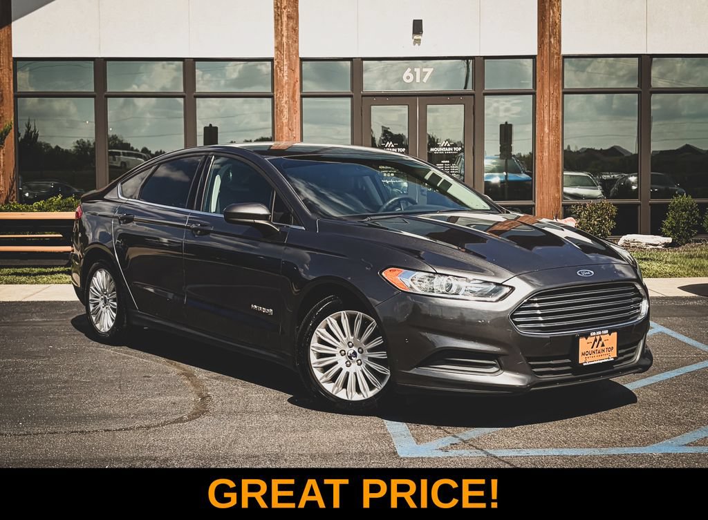 Used 2016 Ford Fusion S FWD image 1