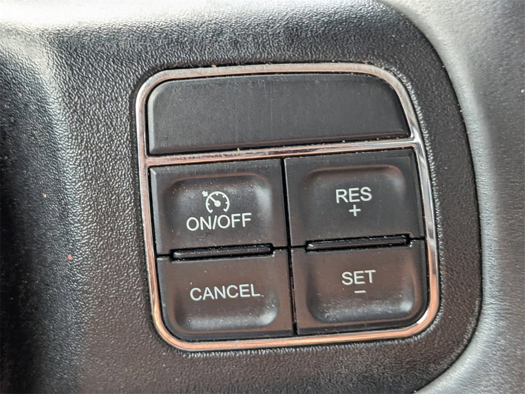 Used 2017 Jeep Wrangler Unlimited Rubicon w/ Connectivity Group image 23