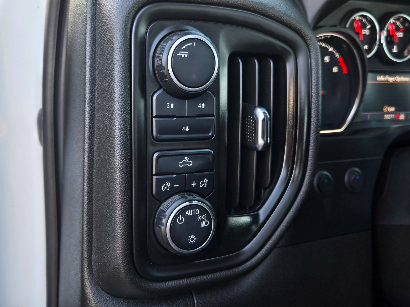 Used 2022 Chevrolet Silverado 2500 W/T w/ WT Fleet Convenience Package AWD/4WD image 15