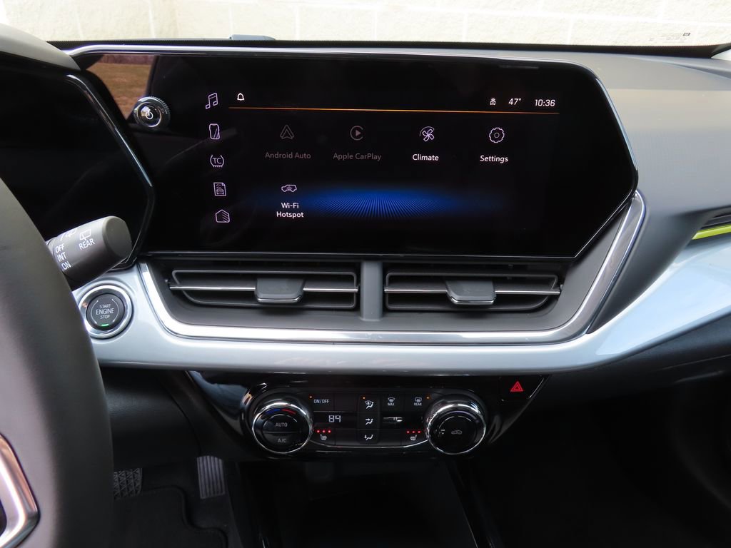 New 2026 Chevrolet Trax LT w/ Driver Confidence Package image 5