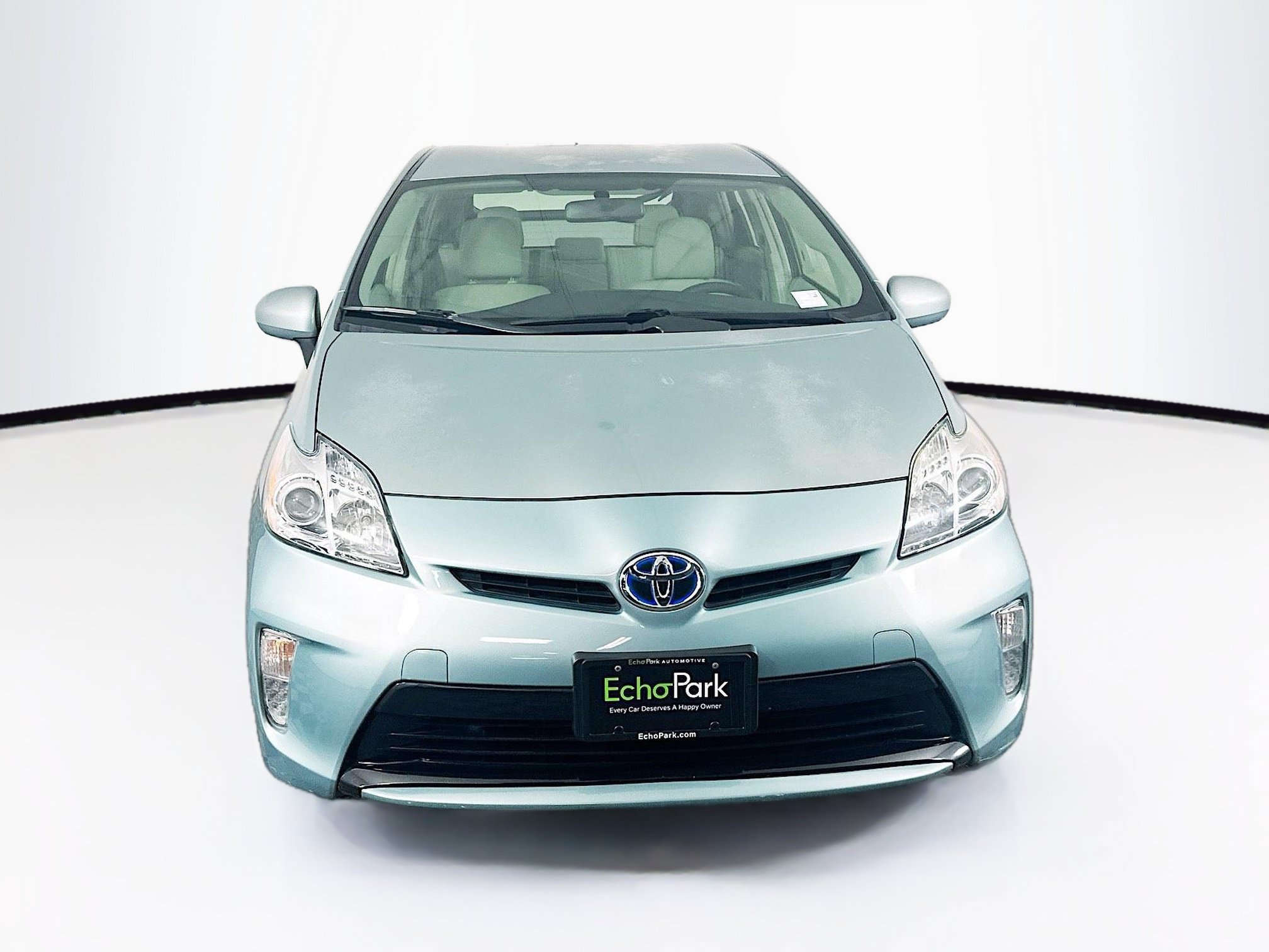 Used 2013 Toyota Prius Two FWD image 2