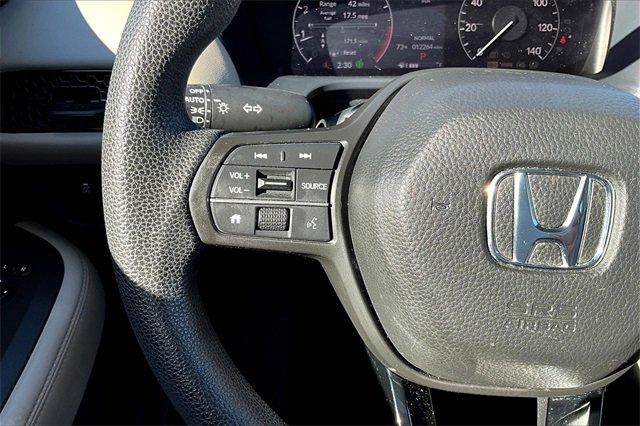 Used 2023 Honda HR-V LX image 13