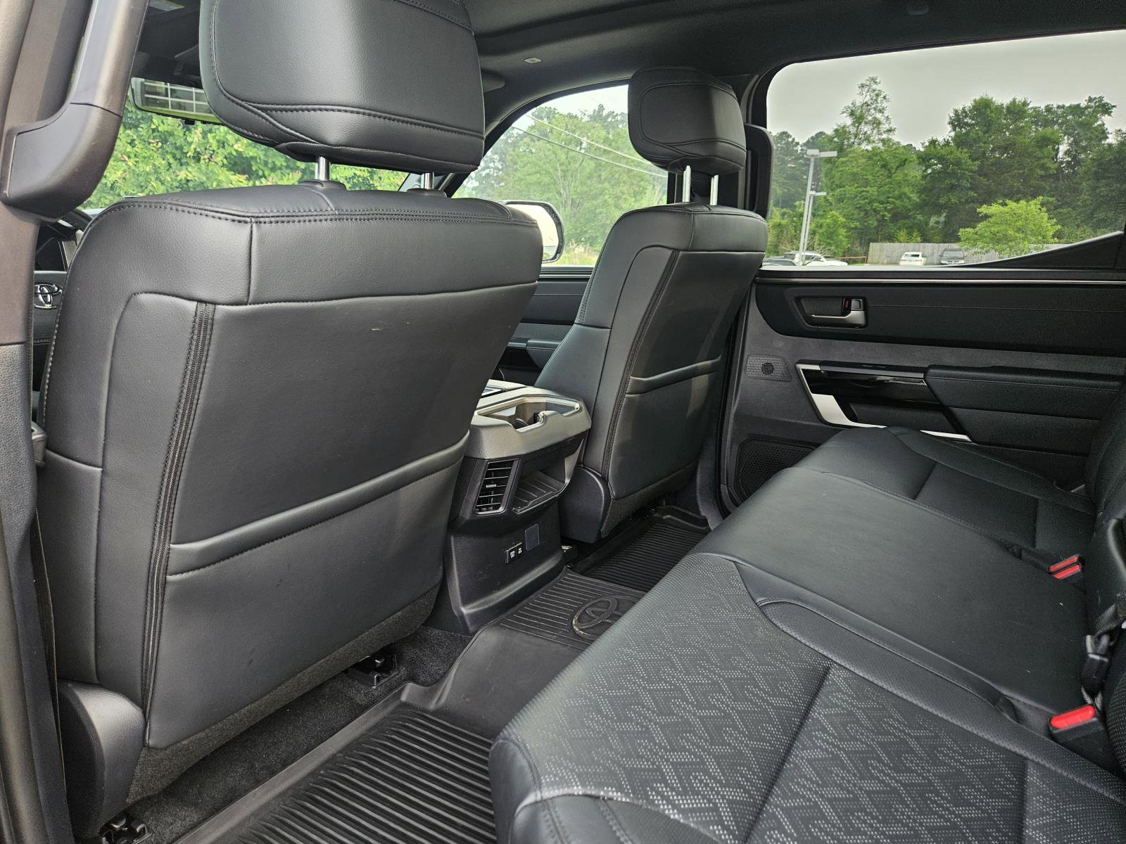 Used 2025 Toyota Tundra Limited w/ TRD Off-Road Package AWD/4WD image 30