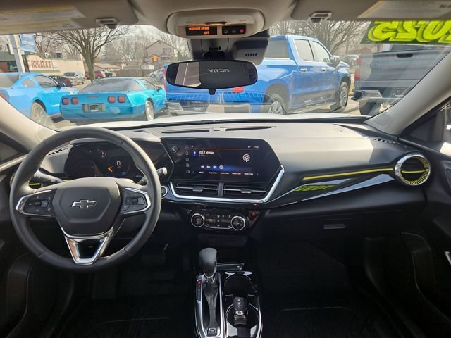 Used 2025 Chevrolet Trax ACTIV w/ Driver Confidence Package image 16