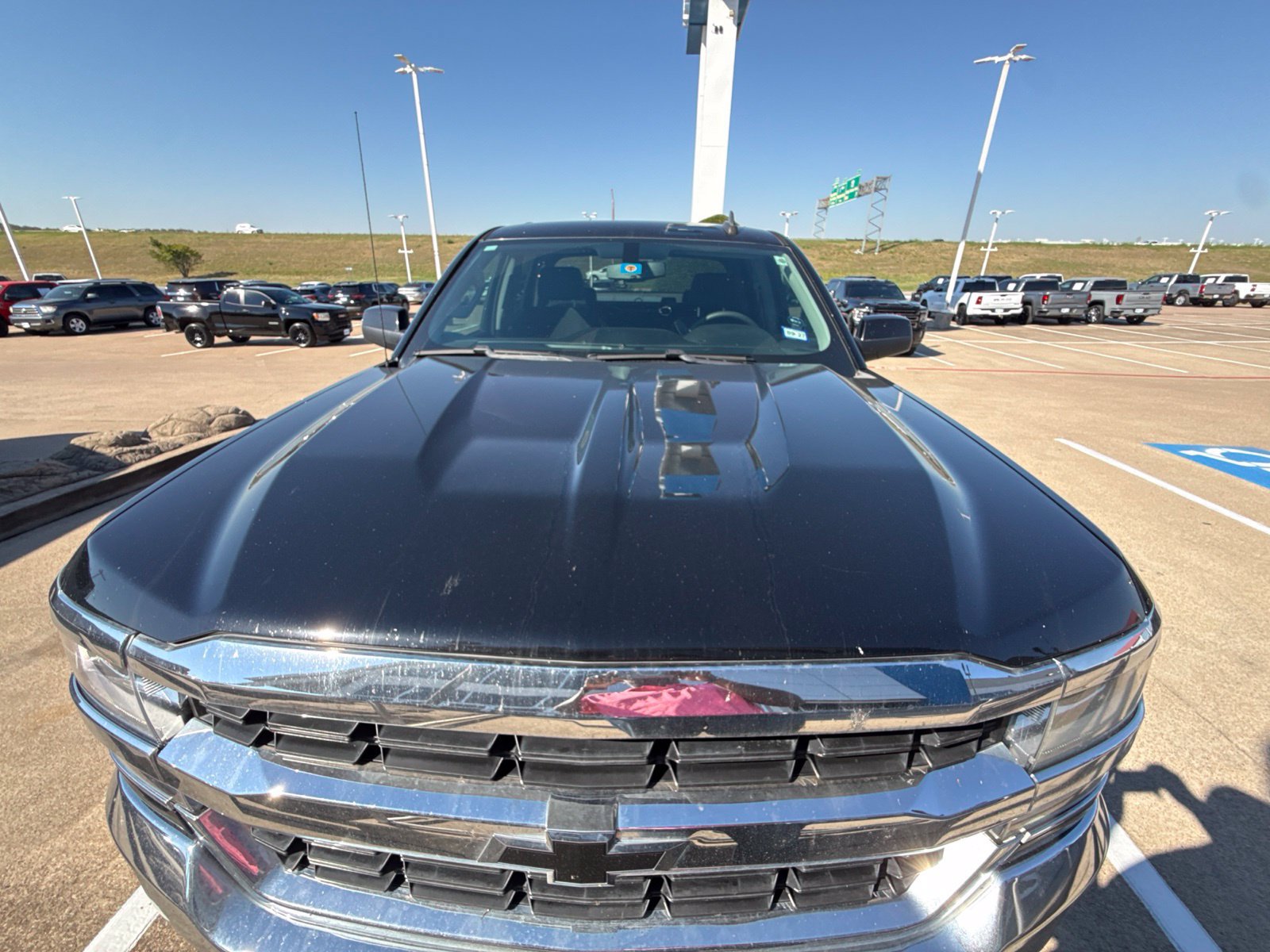 Used 2017 Chevrolet Silverado 1500 LT w/ Texas Edition RWD image 2