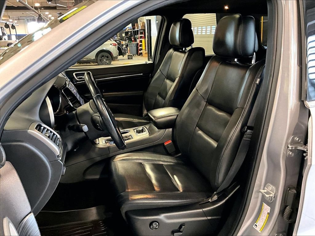 Used 2020 Jeep Grand Cherokee Limited w/ Premium Lighting Group AWD/4WD image 10