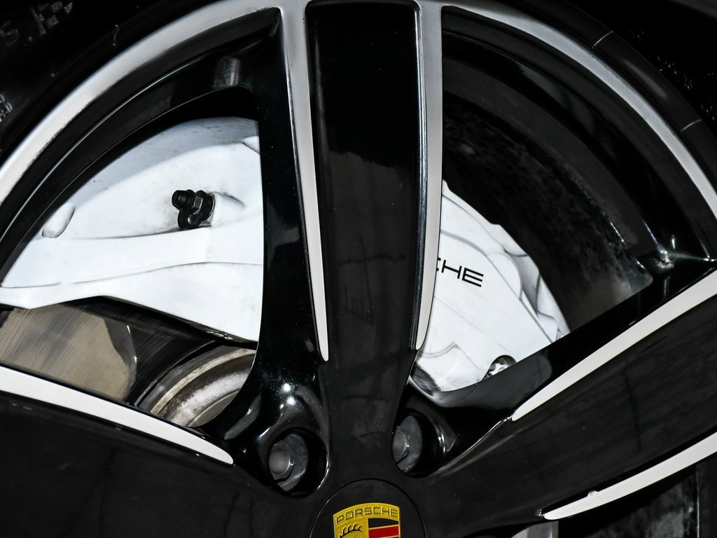 Used 2021 Porsche Cayenne Turbo w/ Assistance Package image 87