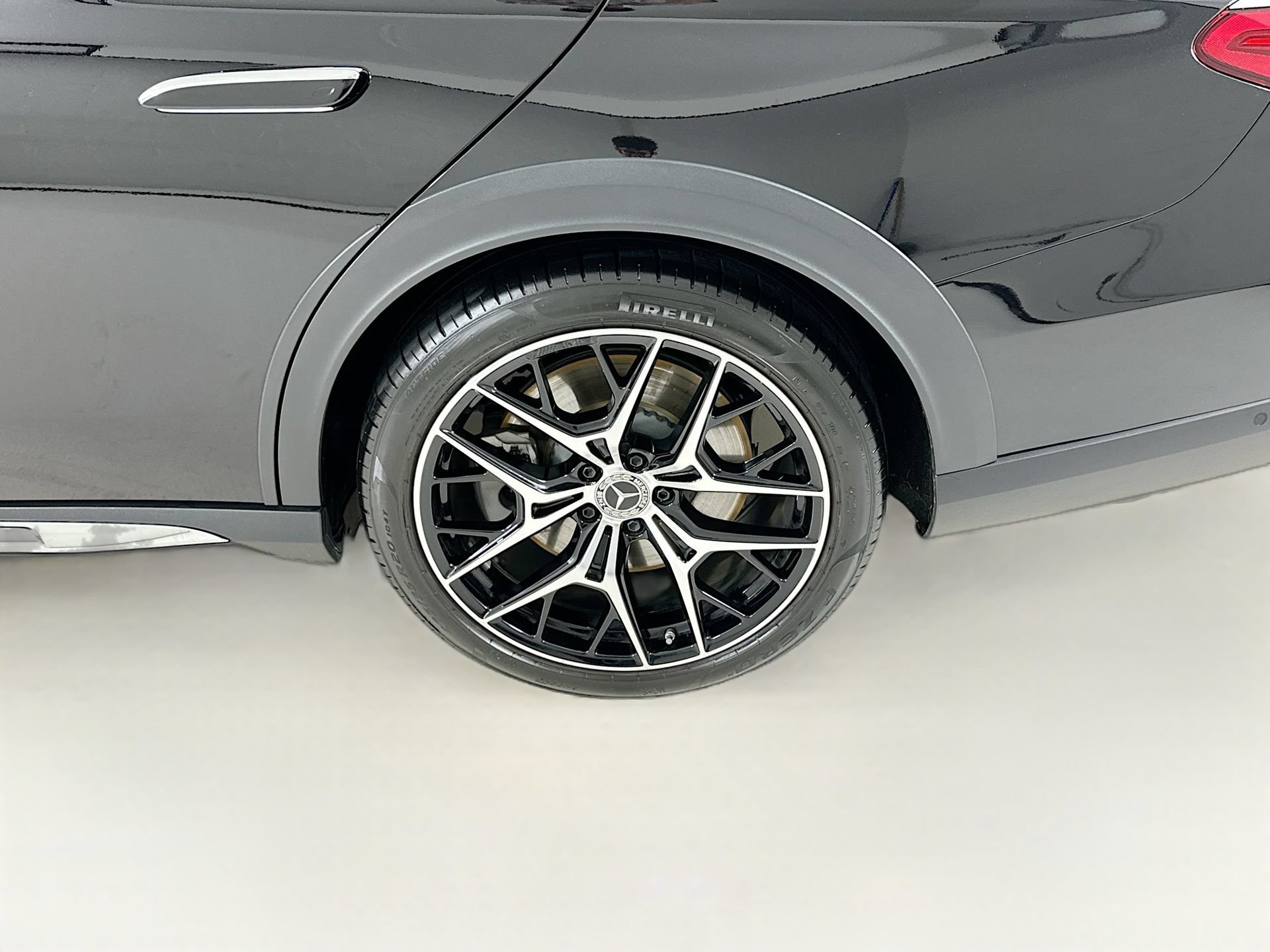 Certified 2024 Mercedes-Benz E 450 4MATIC All-Terrain Wagon image 35