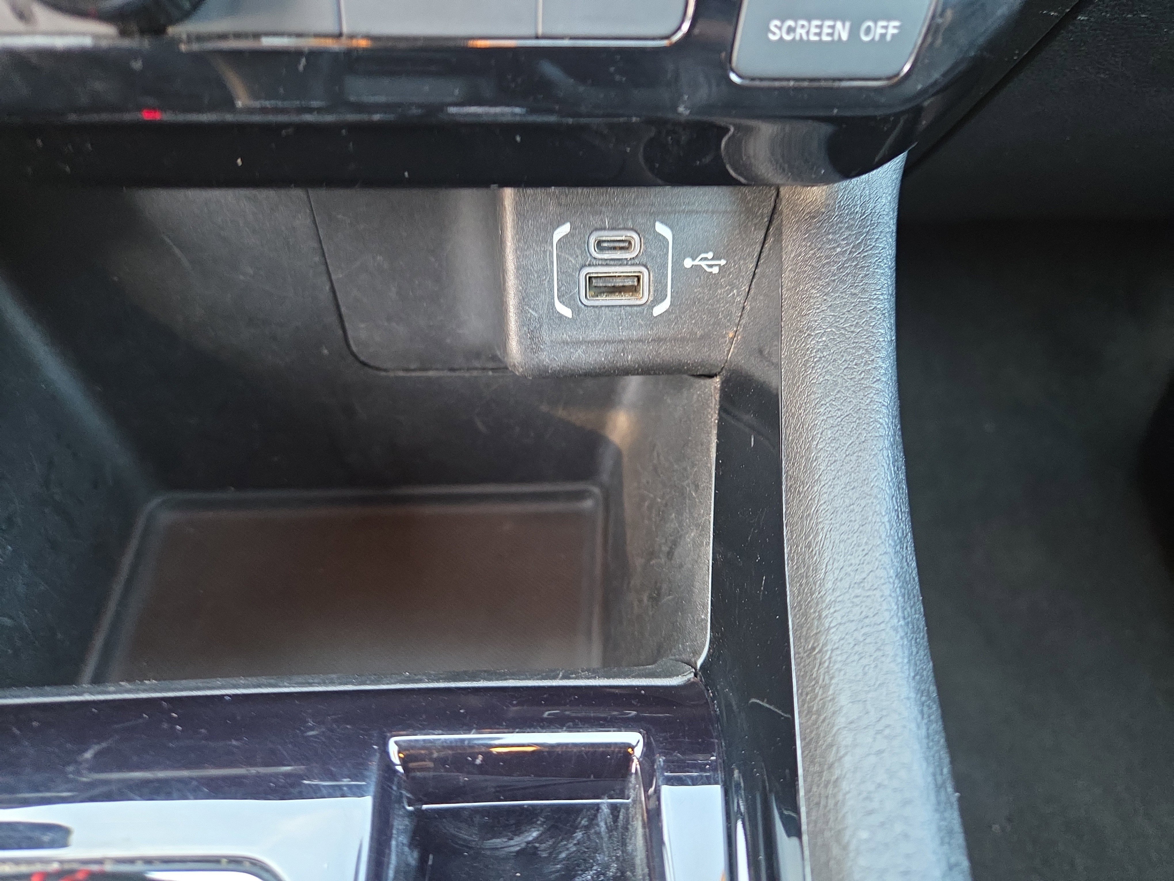 Used 2024 Jeep Compass Trailhawk image 16