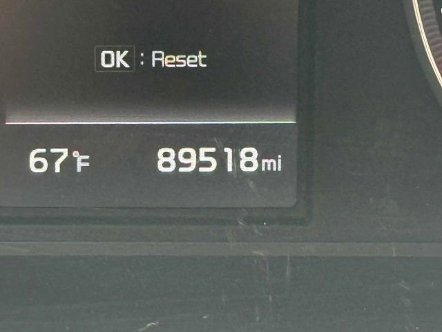 Used 2022 Kia K5 GT-Line FWD image 8