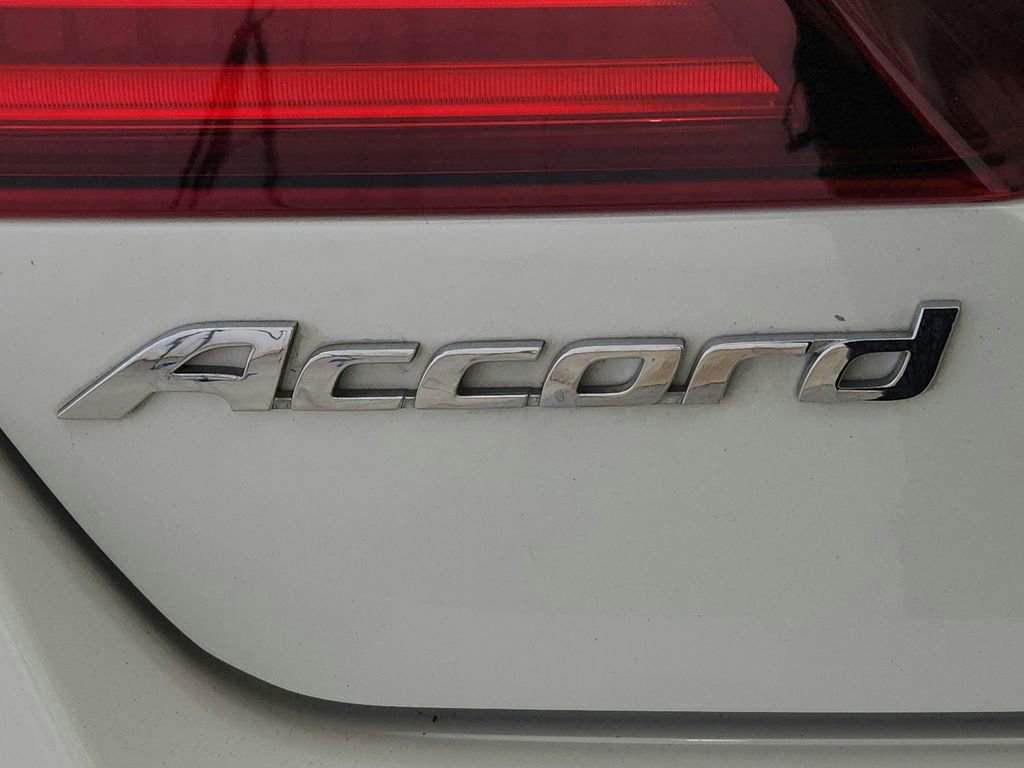 Used 2017 Honda Accord Touring image 30