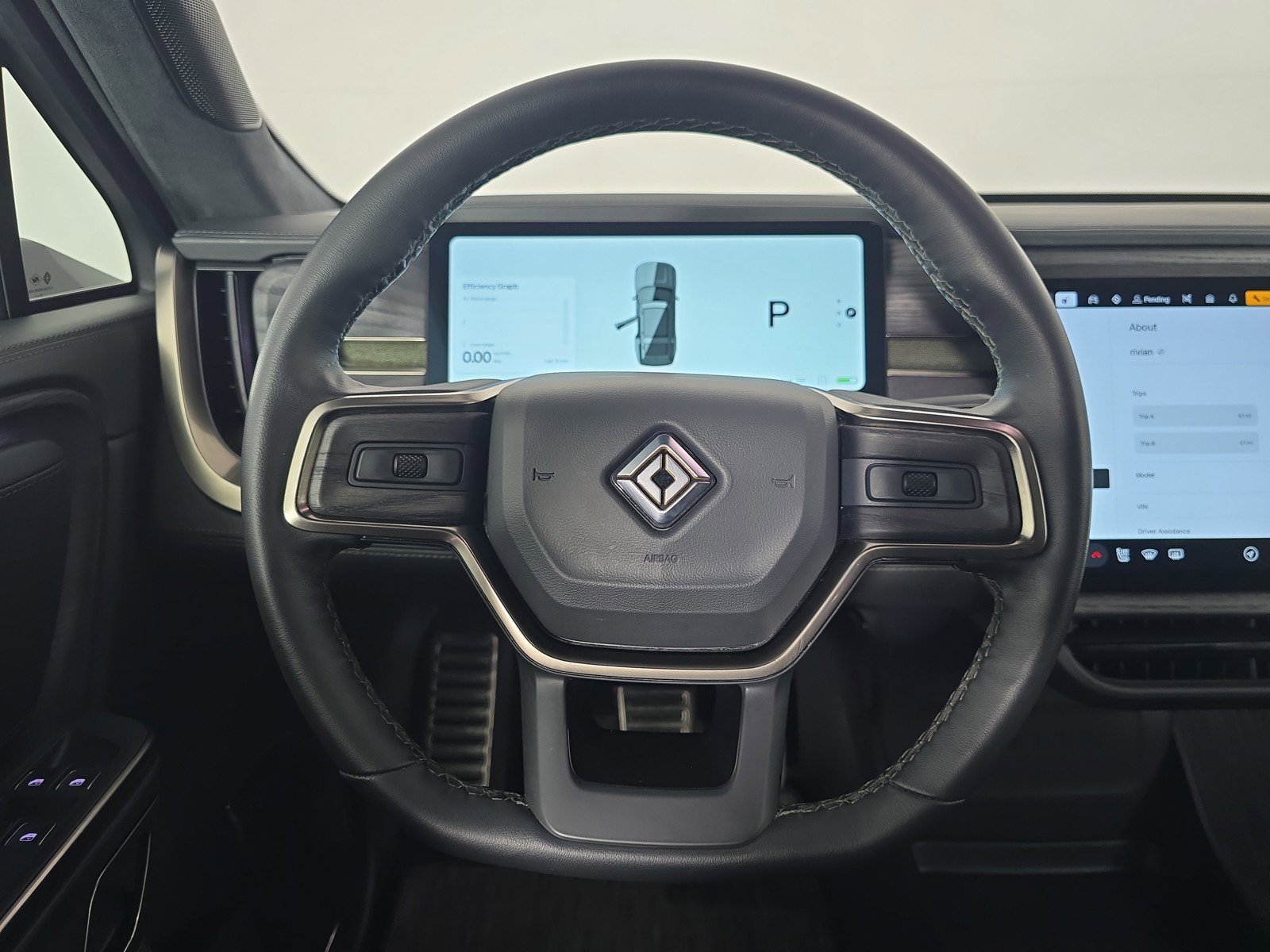 Used 2024 Rivian R1S Adventure AWD/4WD image 26