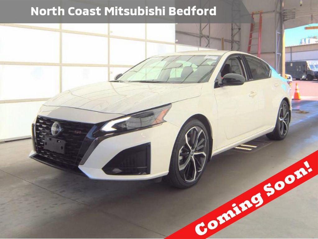 Used 2024 Nissan Altima 2.5 SR