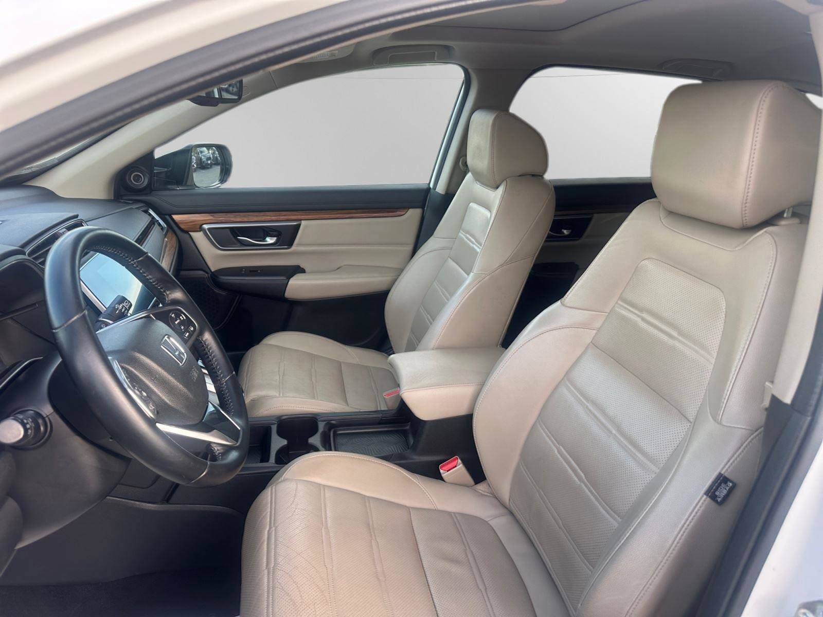 Used 2017 Honda CR-V Touring image 11