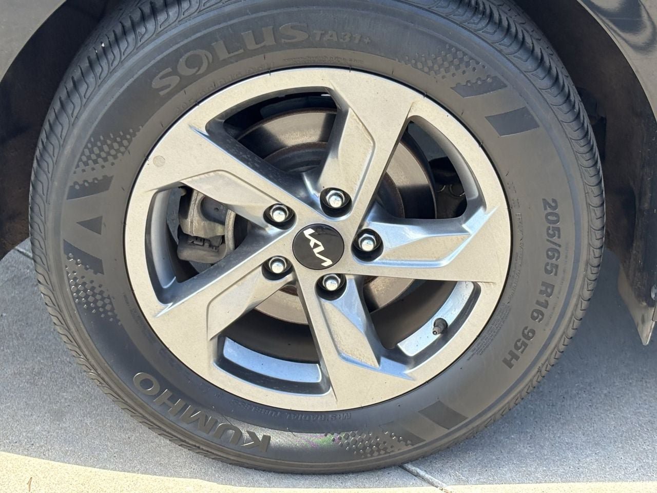 Used 2022 Kia K5 LXS FWD image 7