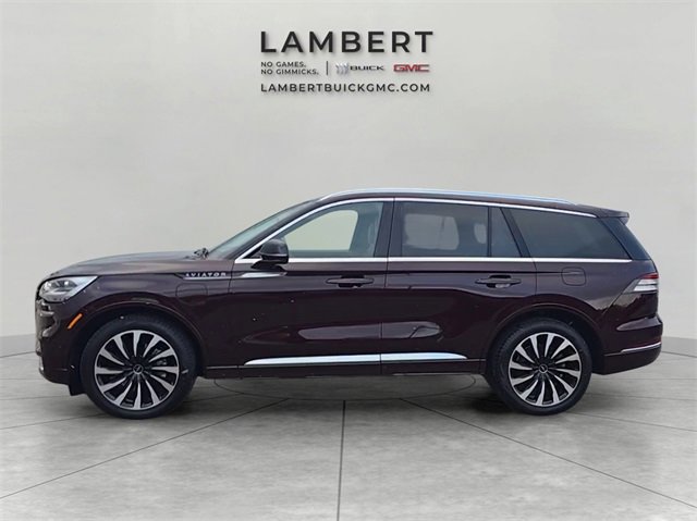 Used 2023 Lincoln Aviator Black Label Grand Touring image 2
