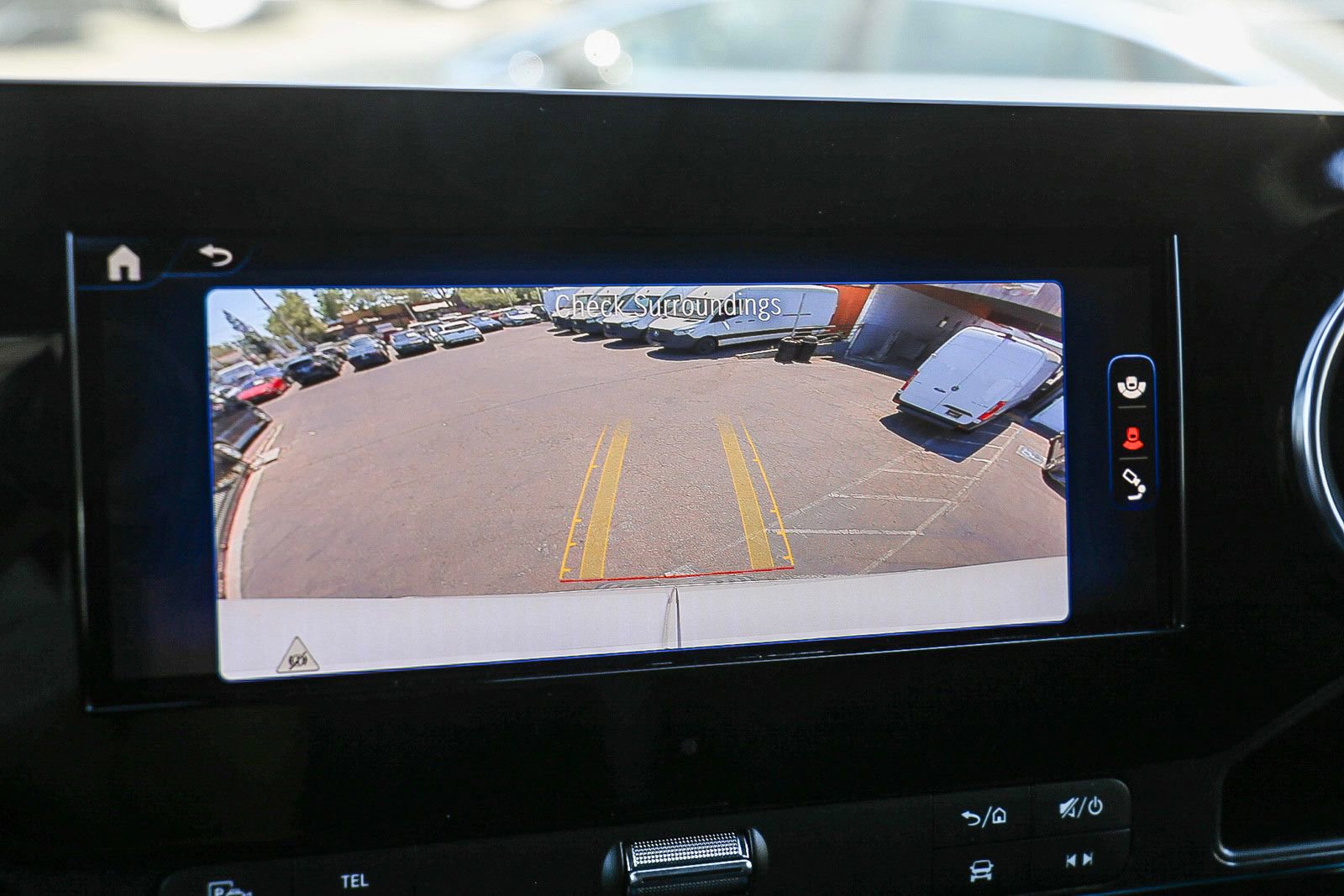 New 2024 Mercedes-Benz eSprinter 170 Cargo image 23
