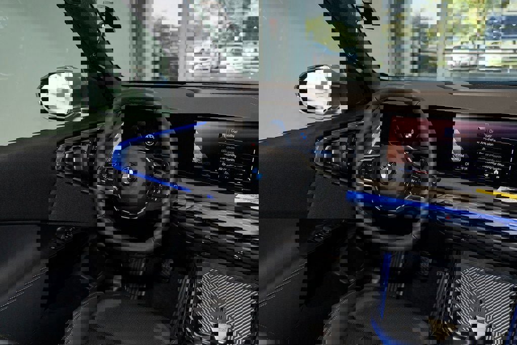 Used 2026 BMW X3 xDrive30 w/ Convenience Package image 40