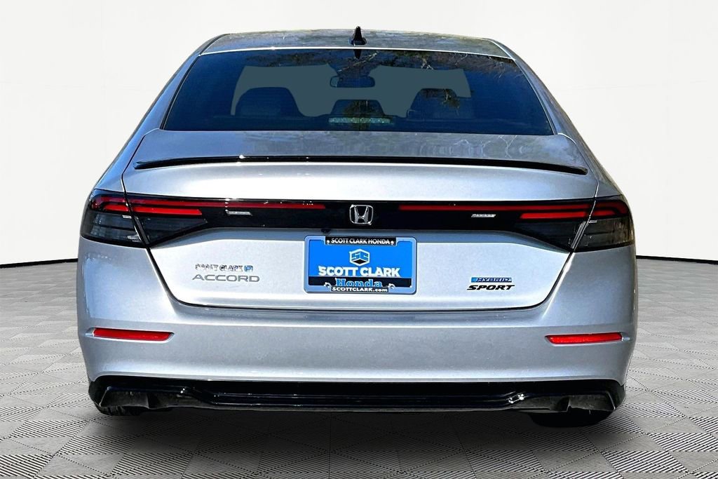 Used 2025 Honda Accord Sport image 6