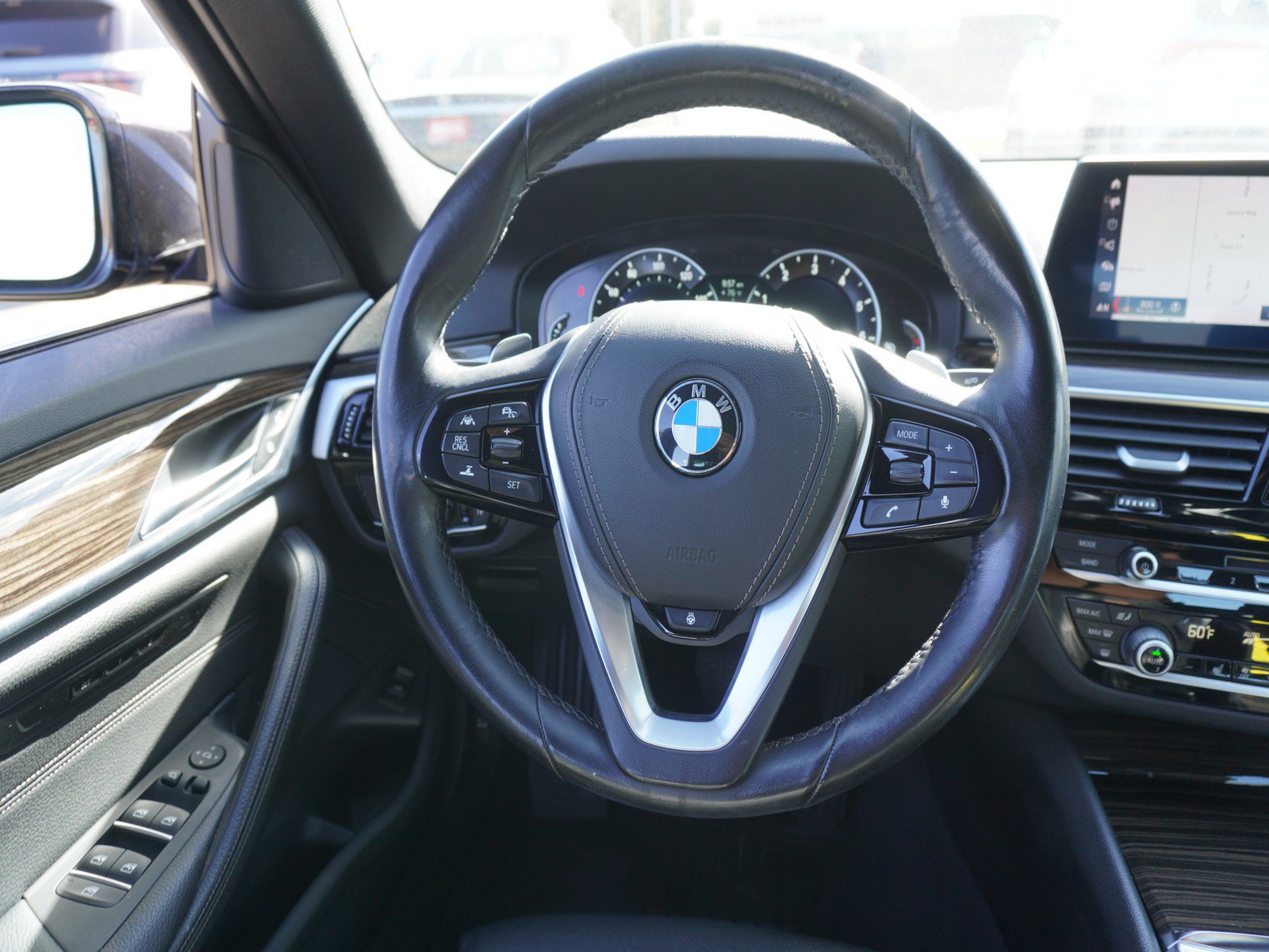 Used 2019 BMW 540i xDrive AWD/4WD image 15